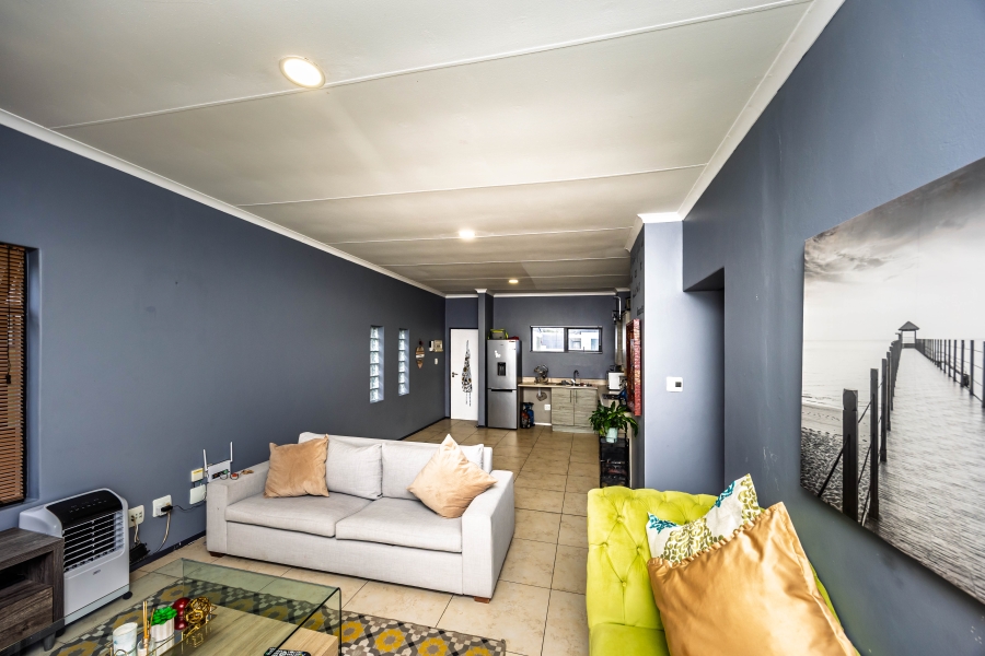 2 Bedroom Property for Sale in Nahoon Valley Park Eastern Cape